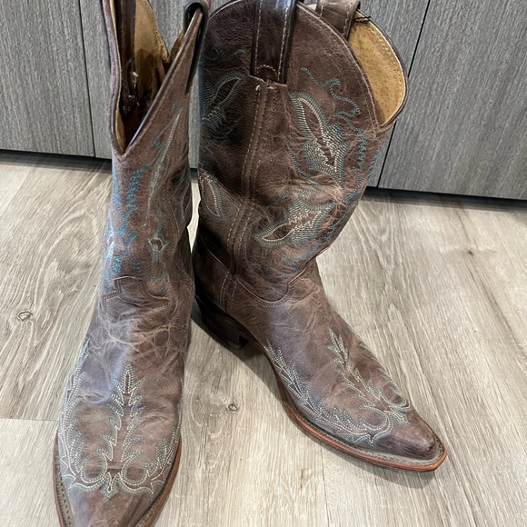 Brown Western Cowboy Boots with Blue EmbroideryJustin Boots, Ben Rail - Picture 1 of 6